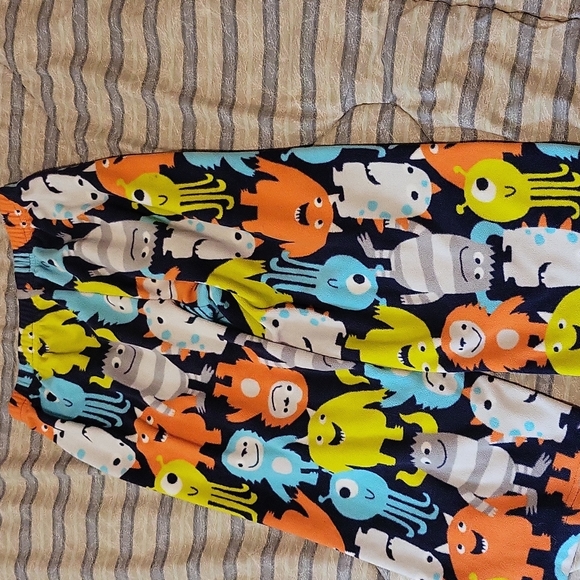 Carter's boys monster pajama bottoms - Picture 2 of 3